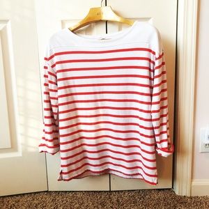 Old Navy Women’s White & Red Sweater Size Medium